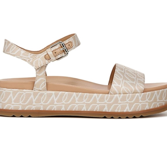 Naturalizer Beige Patterned Sandals - Picture 6 of 7